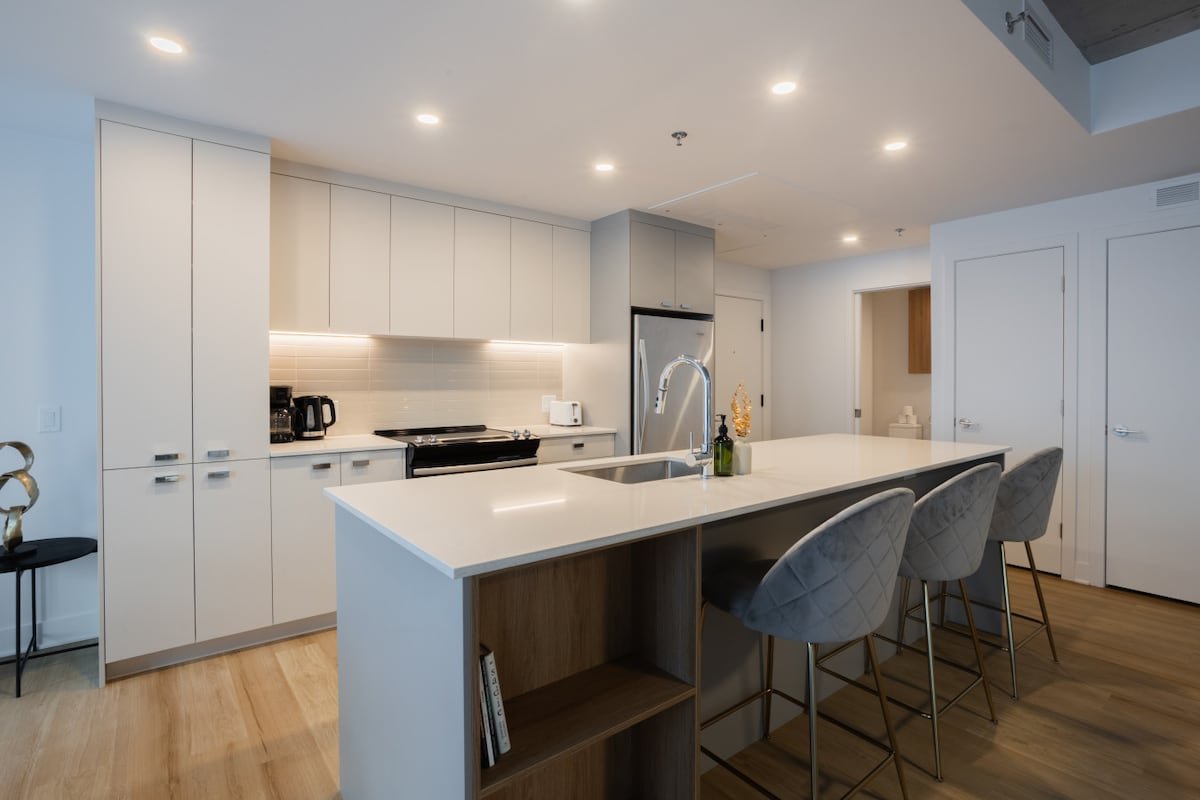 Luxury Stay in the Heart of Old MTL|+ Free Parking gallery image 5