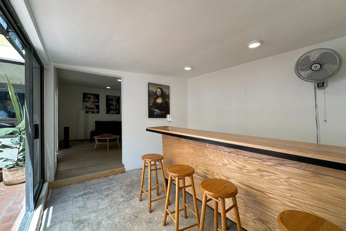 Vibrante Casa en Zona Rosa gallery image 4