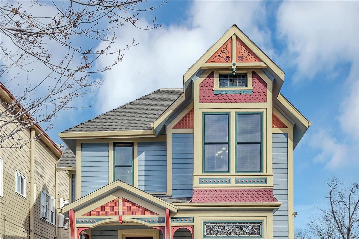 Stay In A Piece of San Jose History. gallery image 3