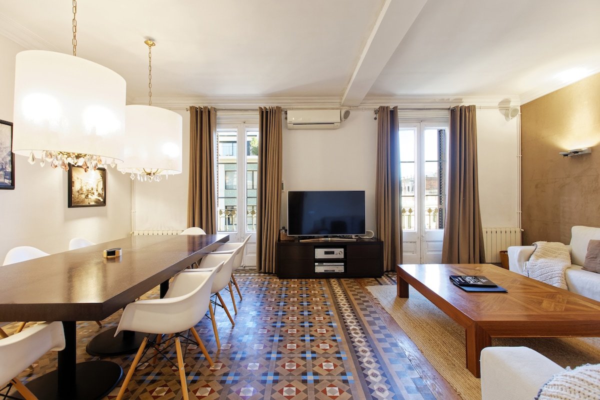 加泰罗尼亚现代主义建筑公寓 gallery image 4