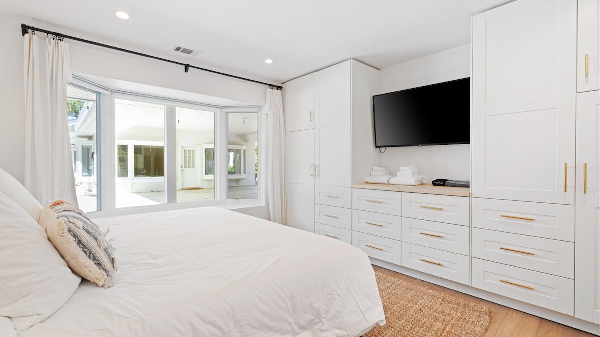 Honey Farm Retreat in Healdsburg gallery image 5