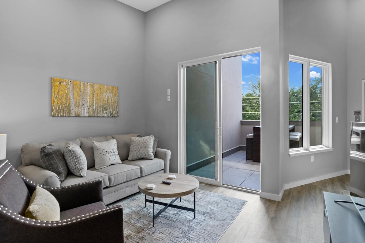 Modern South Slope Townhome with City Views gallery image 4