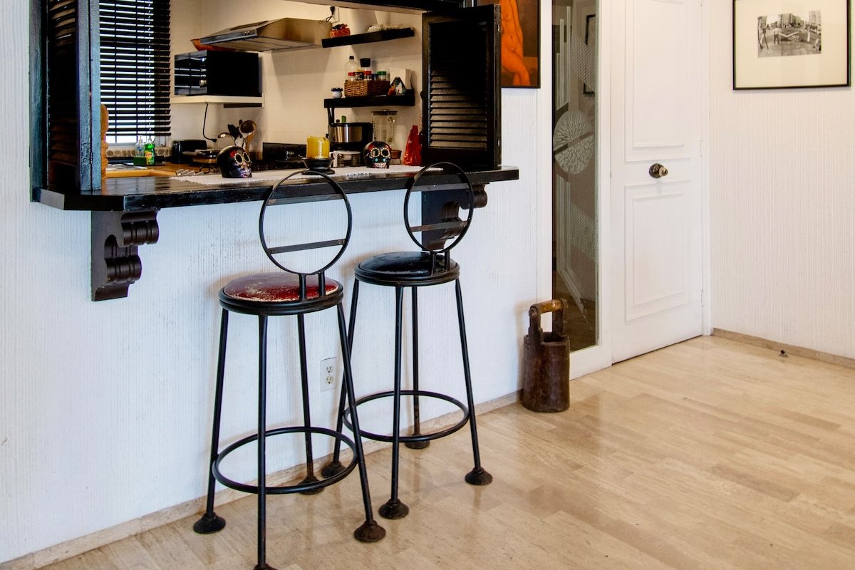 New! Eclectic Jungle! – Incredible Polanco Apartm gallery image 5