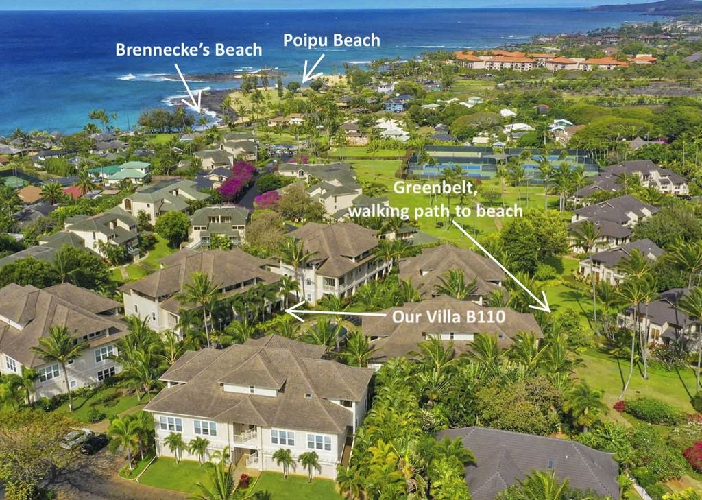 3BR villa with A/C, pool & short walk to beach! gallery image 3