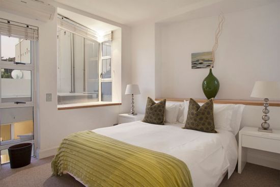 Photo 5 of Beach Villa 1 accommodation in Camps Bay, Cape Town with 6 bedrooms and 5 bathrooms