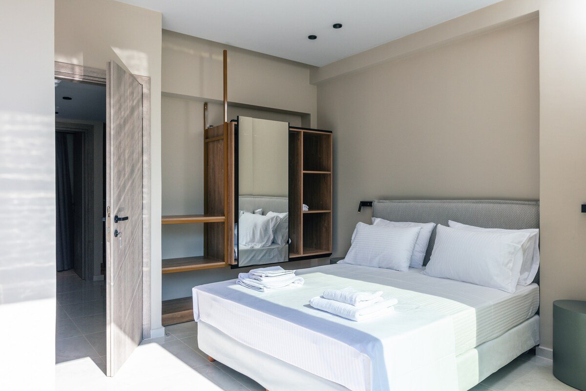 Isla Villas & Suites (Venus Villa) gallery image 5