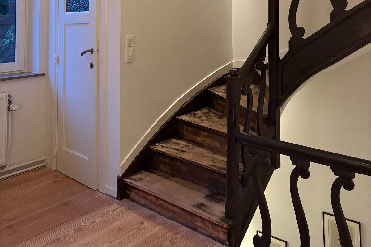 Interior designer’s house gallery image 4