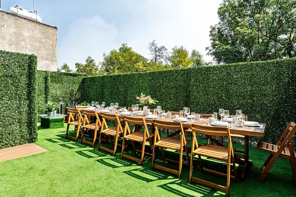 Elegant Condesa Stay, Rooftop & BBQ gallery image 2