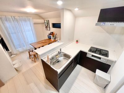 y新筑新宿大久保一户建，可容纳10人，东新宿2分钟，新大久保9分钟(山手线)