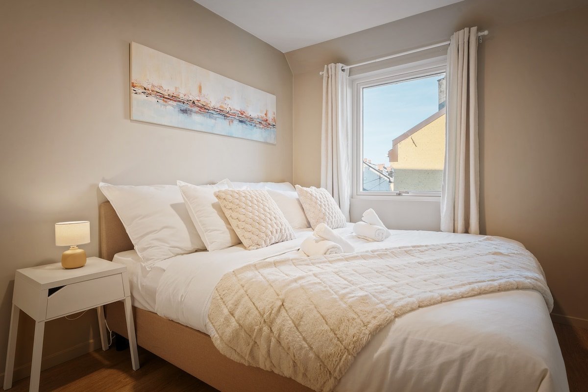 2BR apartment in the heart of Oslo: modern/central gallery image 3