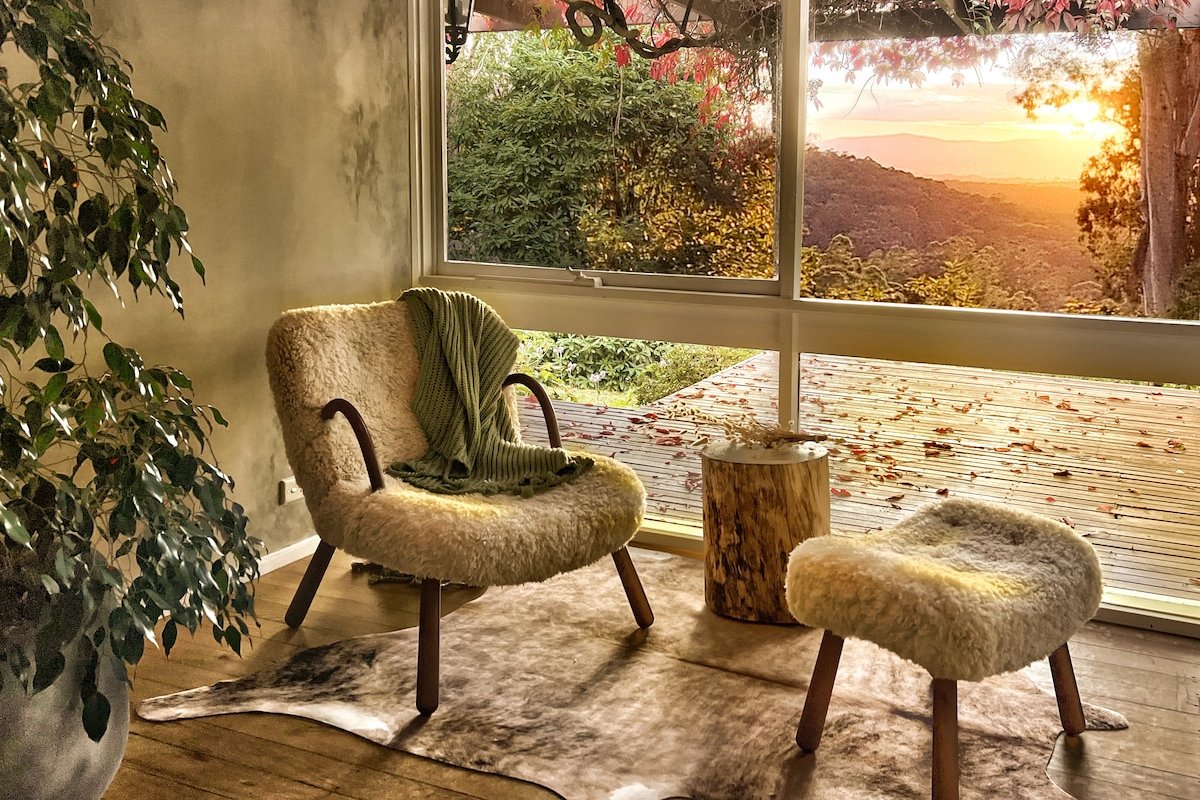 Sky Bath nature retreat with mountain view gallery image 2