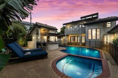 Huge private pool oasis, Steps to beach, golf cart