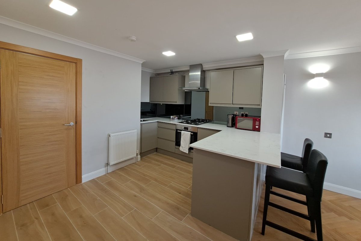 Top Class Top Floor Top Service gallery image 5