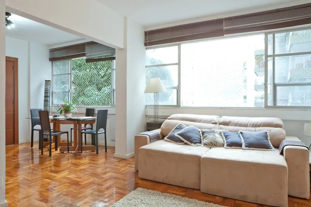 Quiet three bedrooms by lagoon gallery image 2