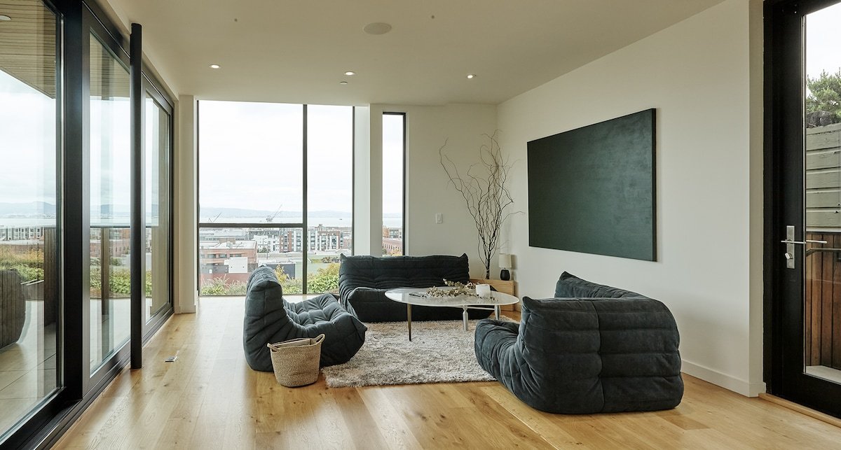 Modern SF Skyline View gallery image 2