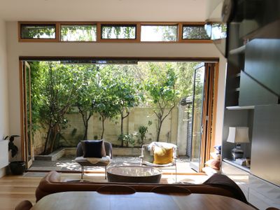 Charming Hawthorn Getaway 3 Bedroom House