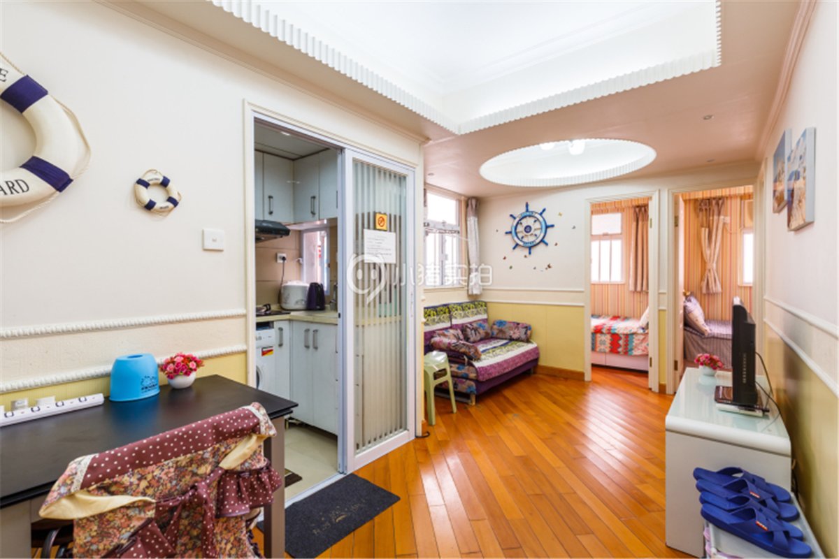 油麻地地铁口 精装3房1厅 可住8人