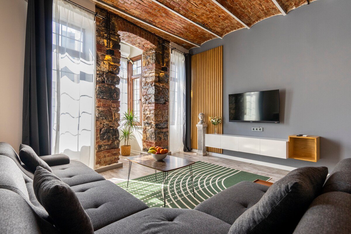 6 Bedrooms/2 Mins to Galata Tower/Exclusive Duplex gallery image 2