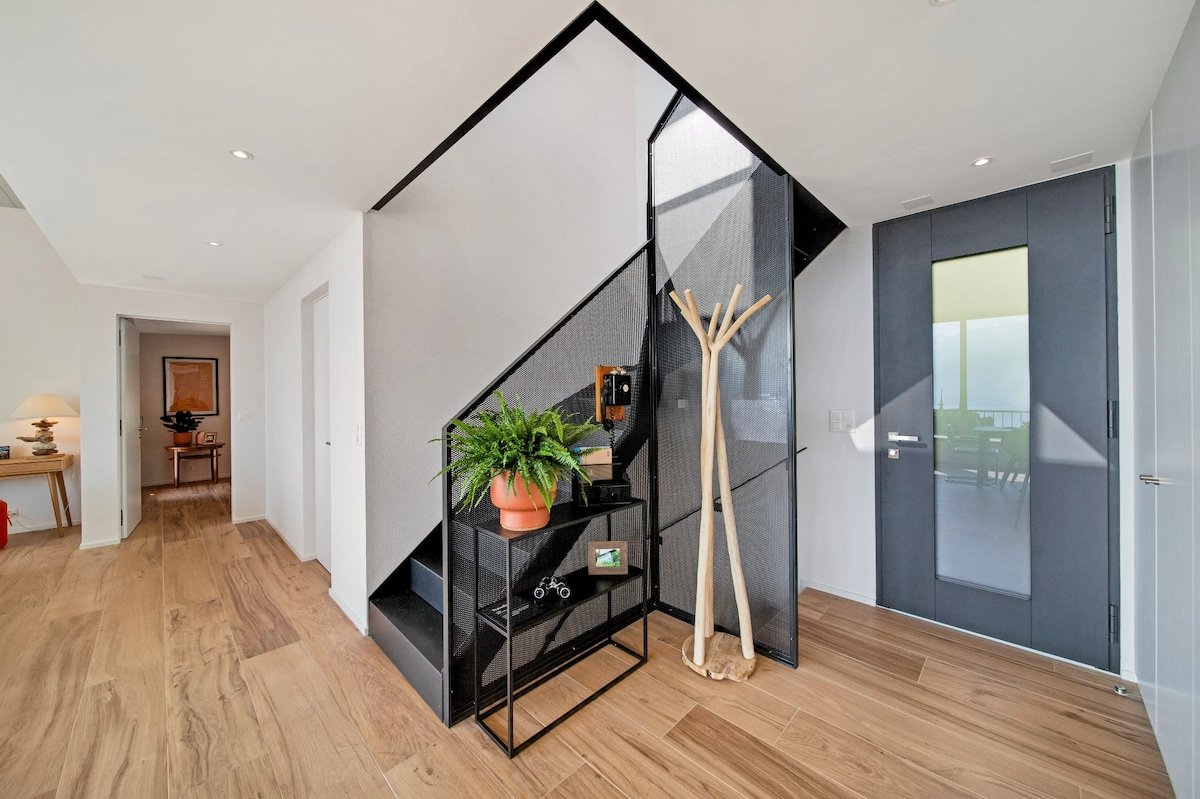 Villa Rose in the center of Montreux by GuestLee gallery image 5