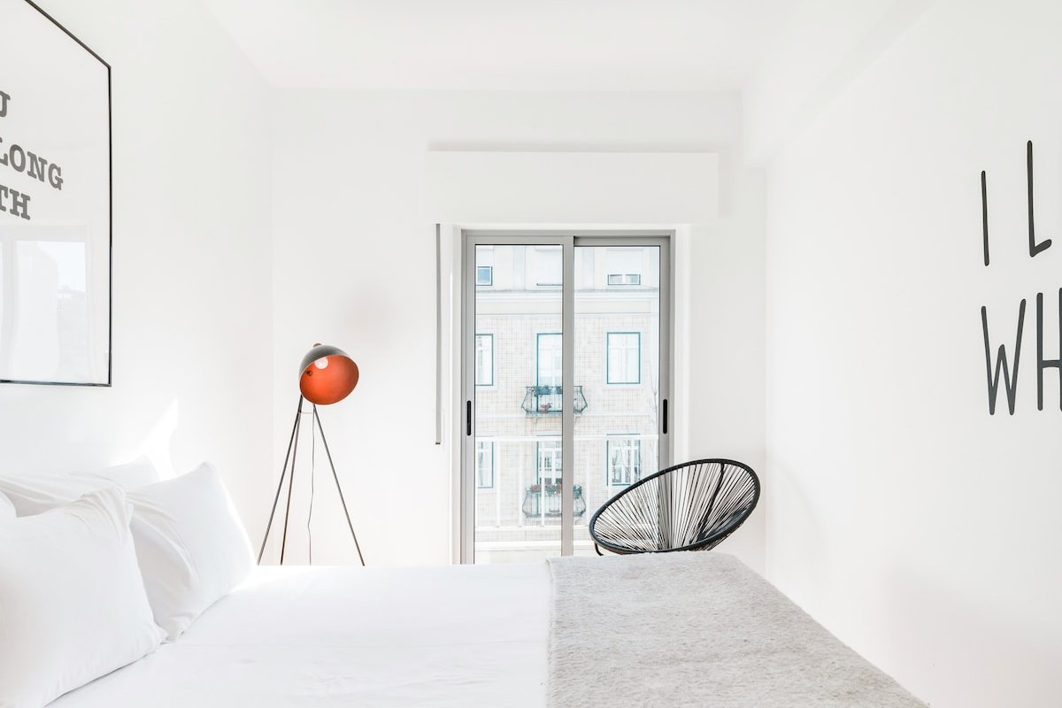 My Lx Flat Cosmopolitan Gem in the Heart of Lisbon gallery image 4