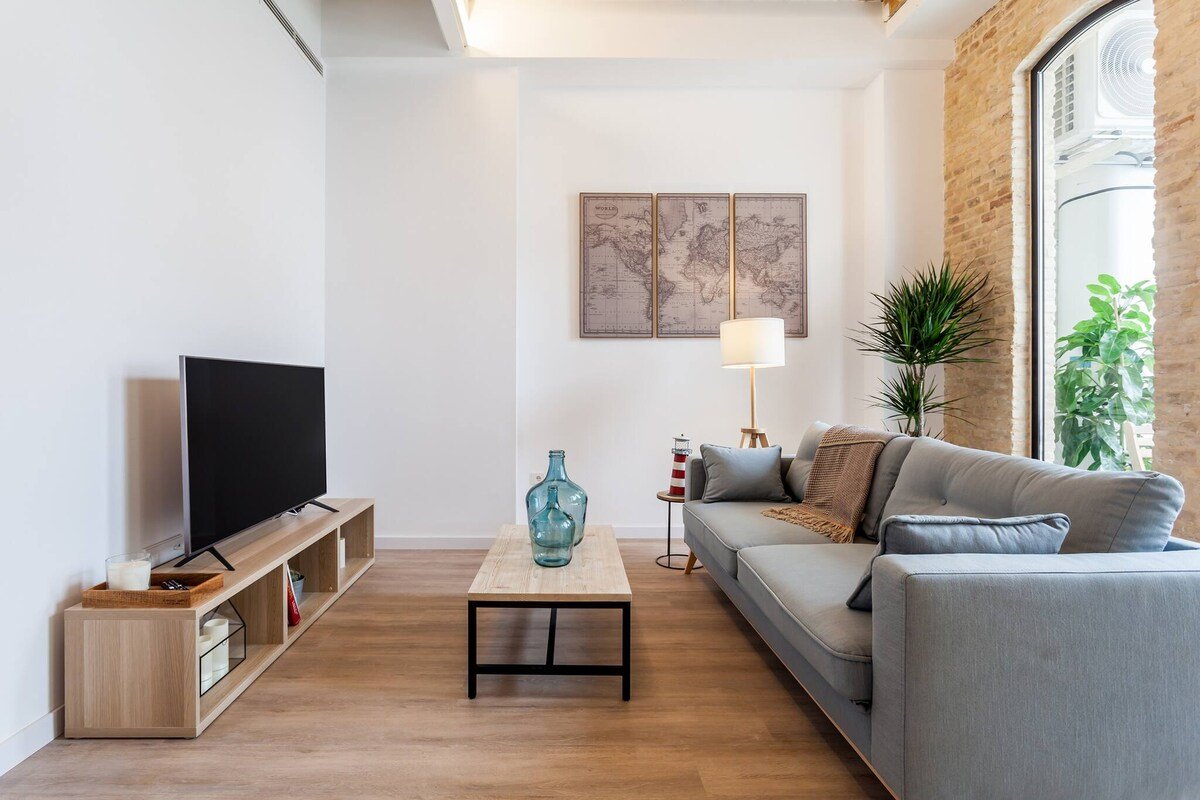 2bd Apt with Terrace. Ruzafa 1b gallery image 5