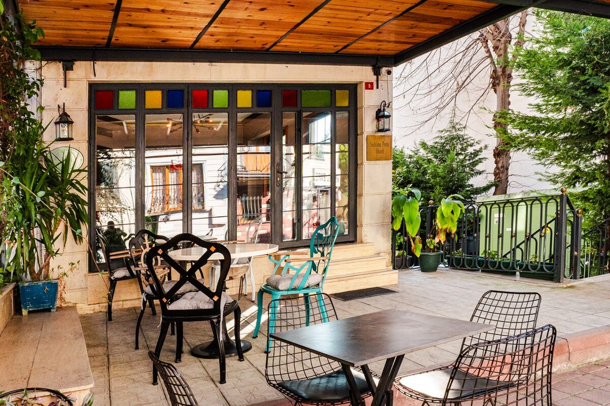 Old Town Central Boutique Hotel -Garden & Sea View gallery image 5