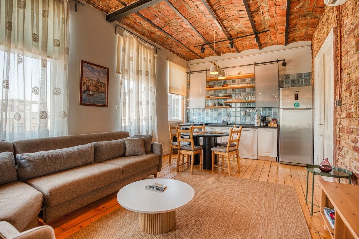 Maison élégante: 3Br-2Bth – Modern & Central gallery image 2