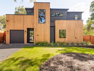 Modern Luxury Home 4 Bd/3 Ba – Mins to Downtown