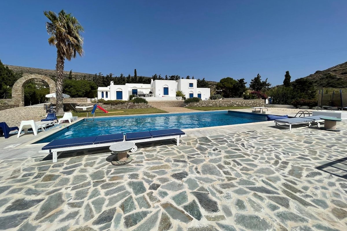 Villa Paros vue extraordinaire ! gallery image 3