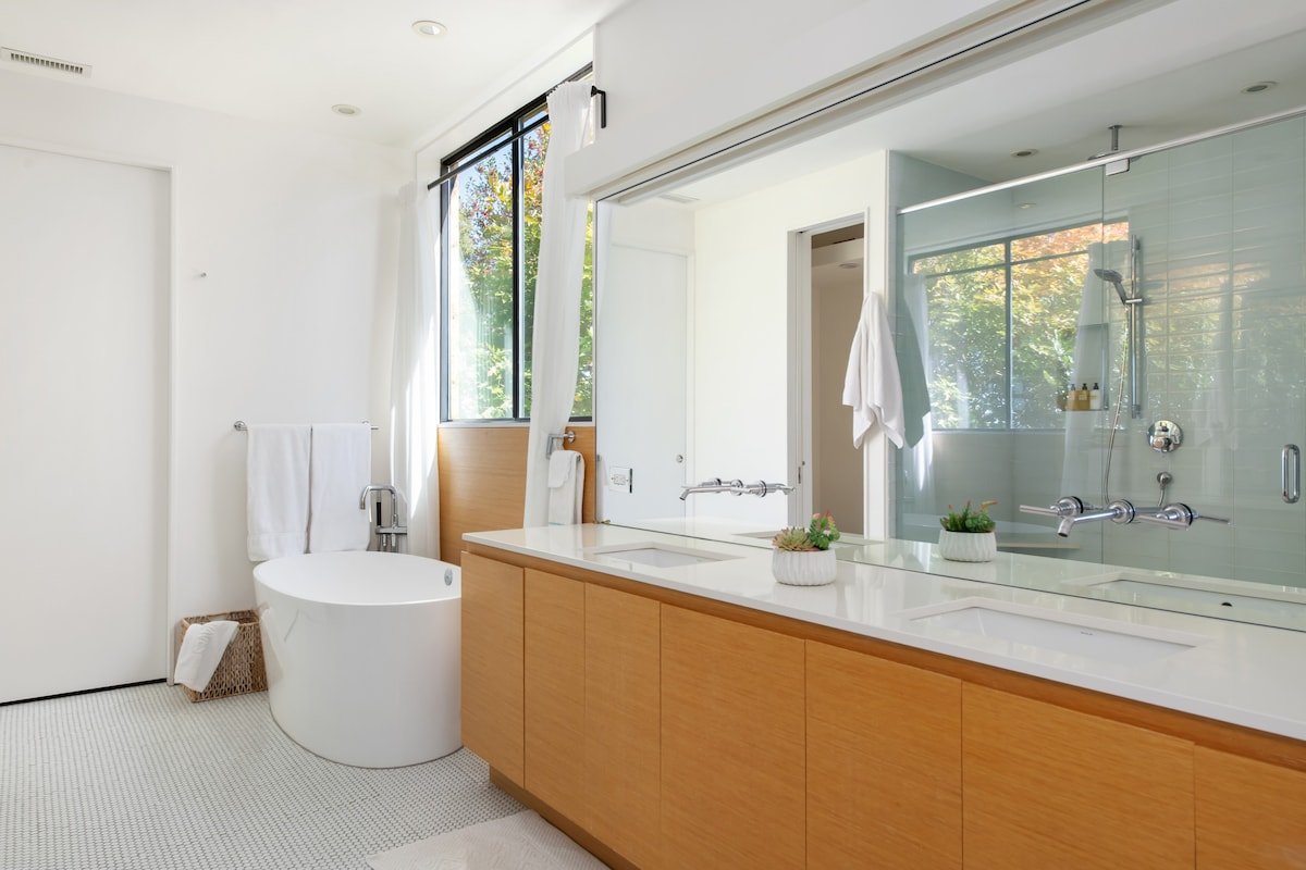 Axiom Haus gallery image 2