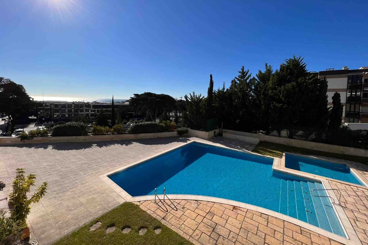 Ambassadors Flat w/ SEA VIEW Pool & Parking gallery image 3