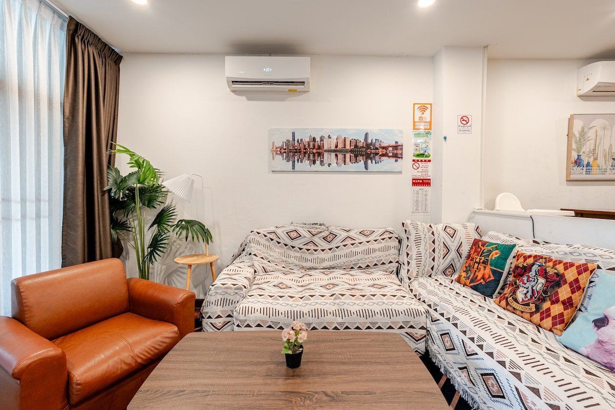 Emquartier｜近BTS铜锣Phrom phong｜Asok｜可住11人 gallery image 4