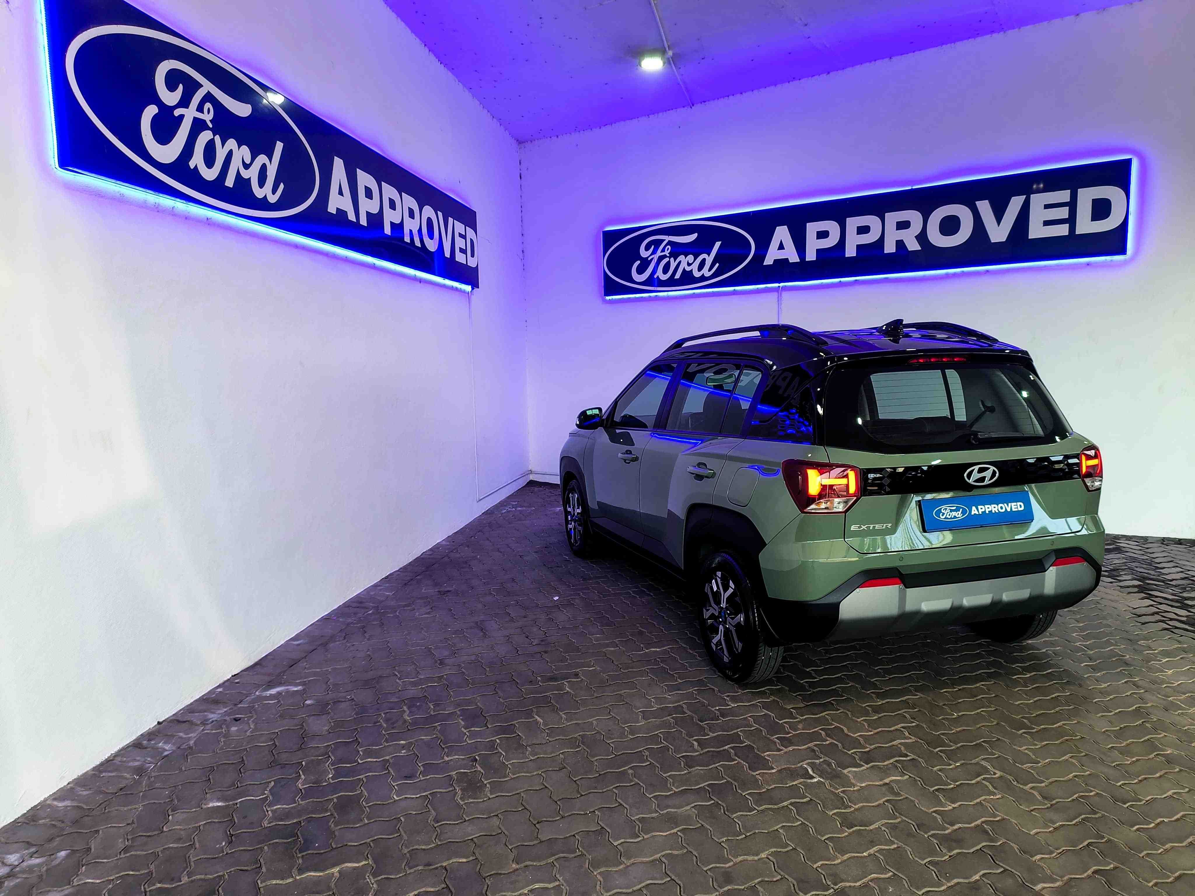 Used car gallery