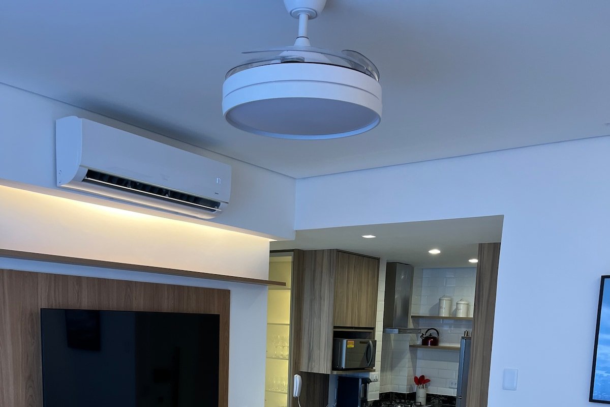 Fm28-Copacabana Petit Palace gallery image 2