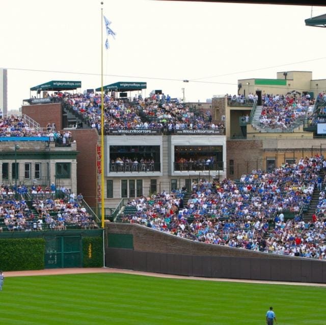 4 Bedroom Across from Wrigley Field Stadium Suite gallery image 2