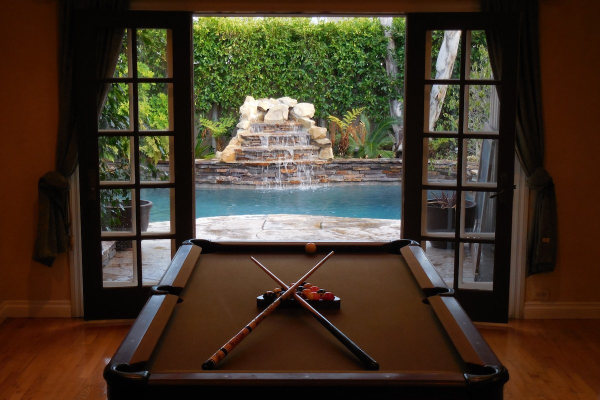 Albers Estate-Lavish SaltWater Pool gallery image 4