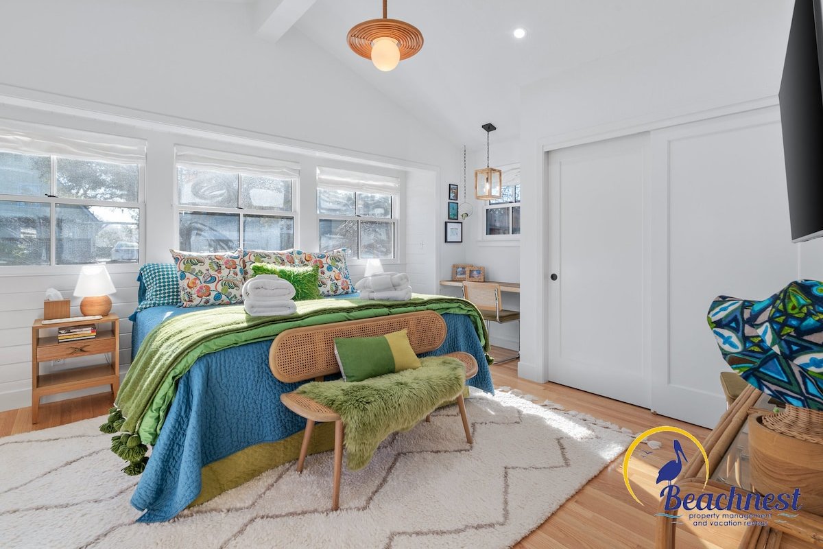 Tiki Tides gallery image 4