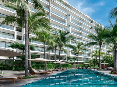 Live Aqua Grand Club Marina Condo 3 bedrooms