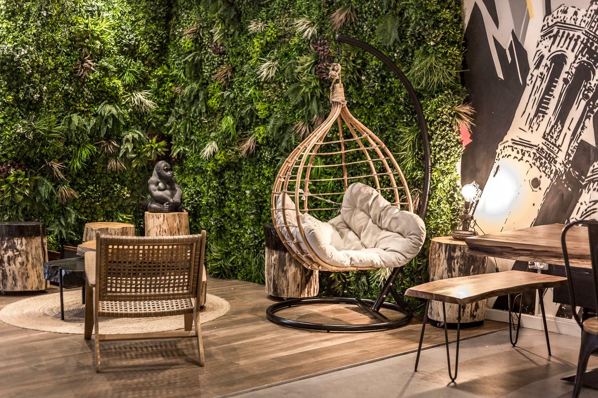 The Saint Georges, heart of the city