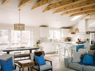 Gather Farmhouse | 4BR | 2BA w/ Hot Tub