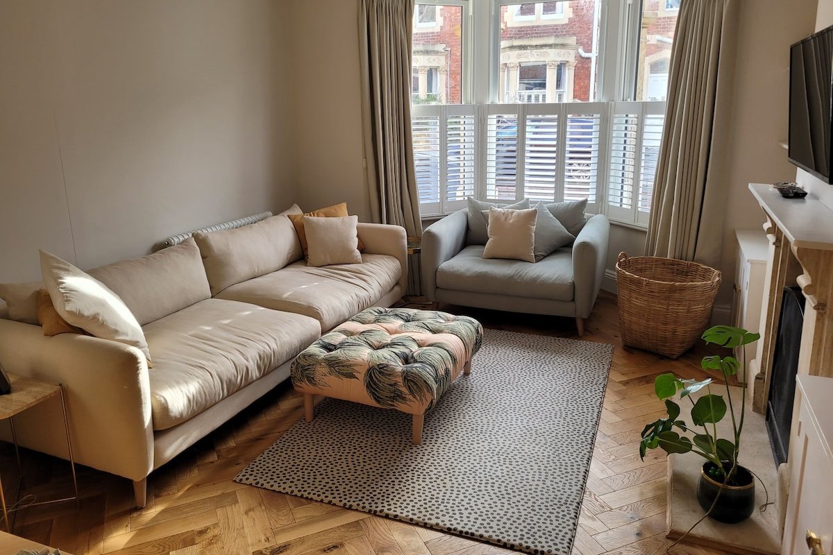 Clifton Downs House gallery image 2