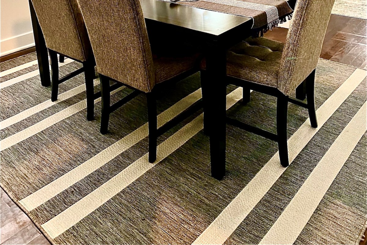 Cute Uptown Duplex gallery image 5