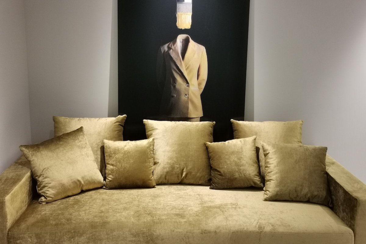 Luxury in Puerta Alcalá, Recoletos, Retiro & Patio gallery image 2