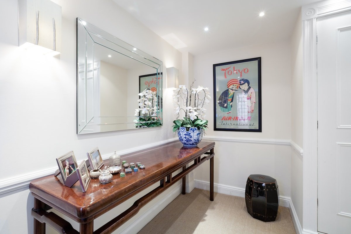South Ken Lovely 3 Bed Flat on Garden Square gallery image 5