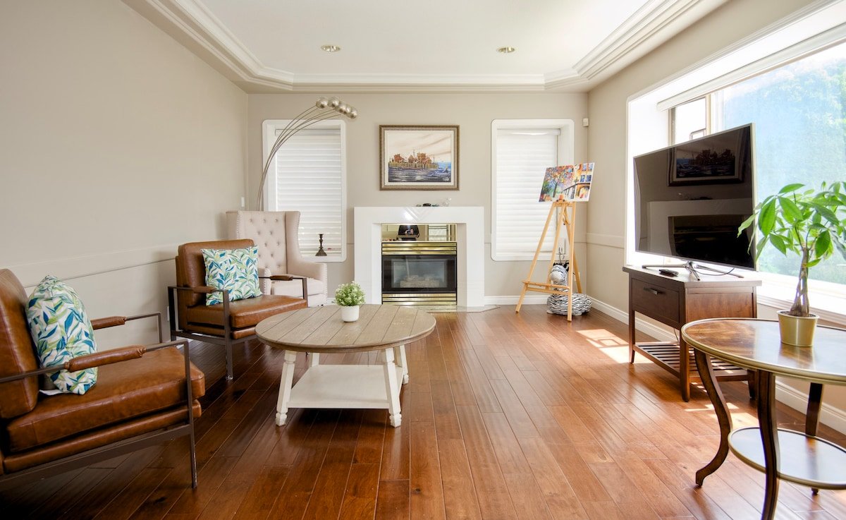 Classic and Cozy House with Air Conditioning gallery image 2