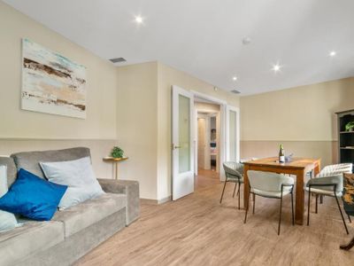 Classic Flat near Sagrada Familia / Shared terrace