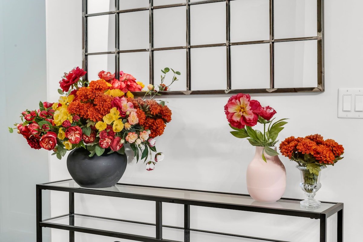 2 beds-CN Tower View gallery image 3