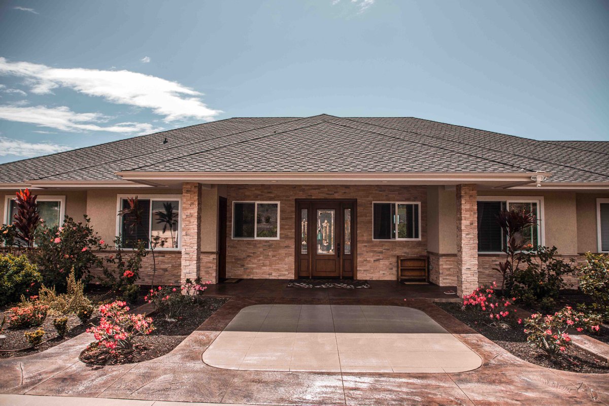 Beautiful New Home (Ocean View / Amazing Sunsets)