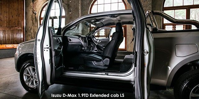 ISUZU D-MAX 1.9 Ddi HR LS A/T E-CAB - 6 