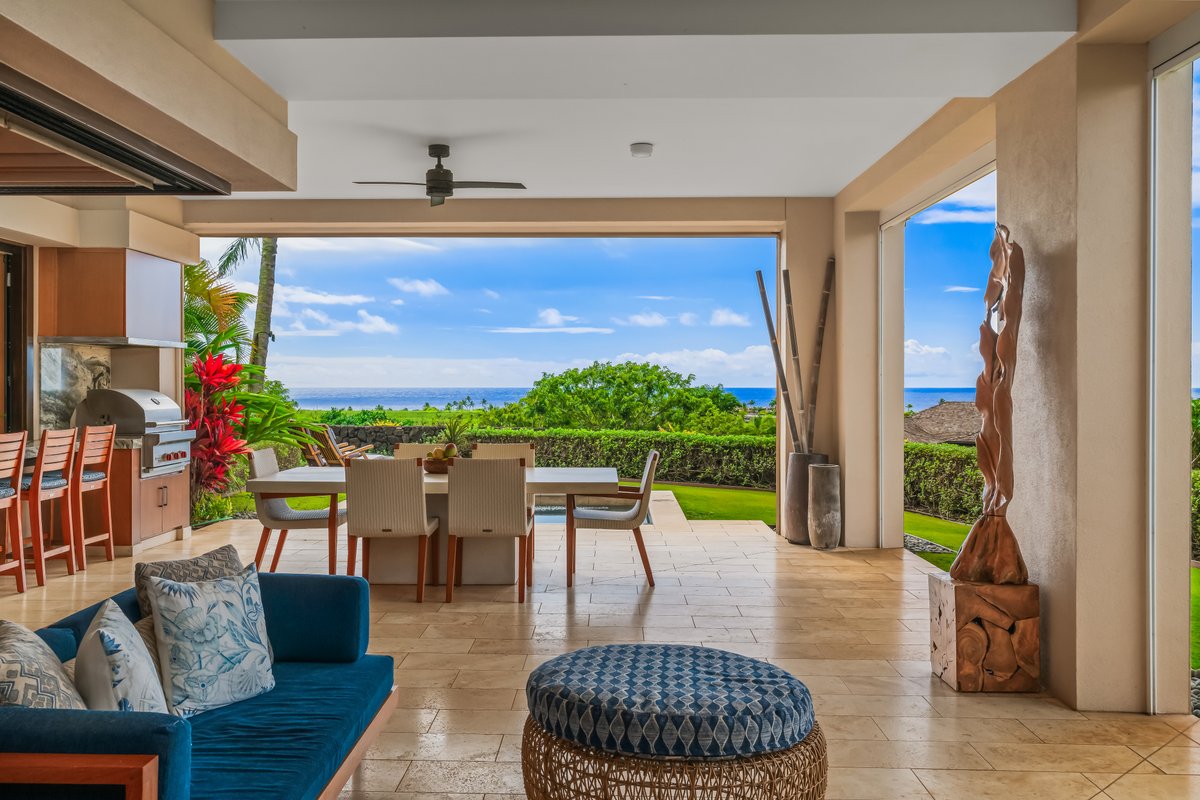 2 BR Luxury Oceanview Condo in Kukuiula